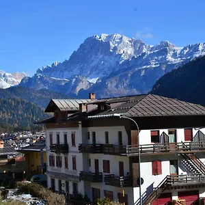 Alpino Hotel